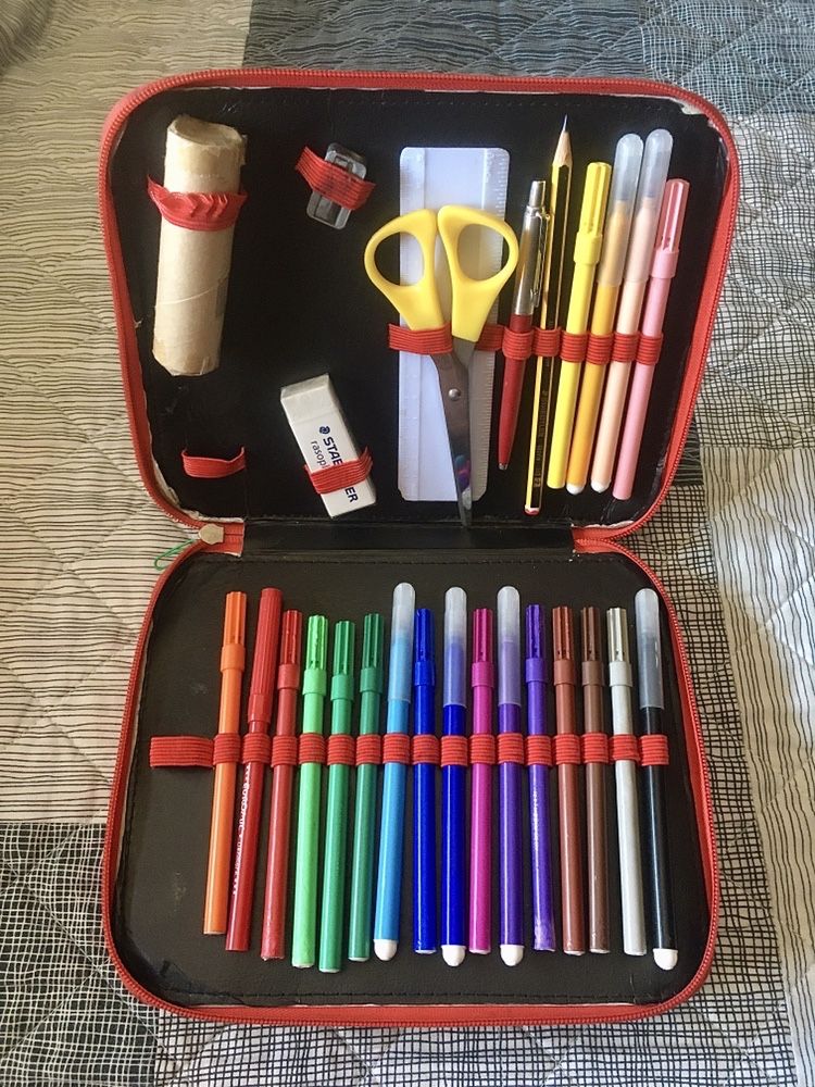 Conjunto lápis e canetas de cor para pintar + diversos