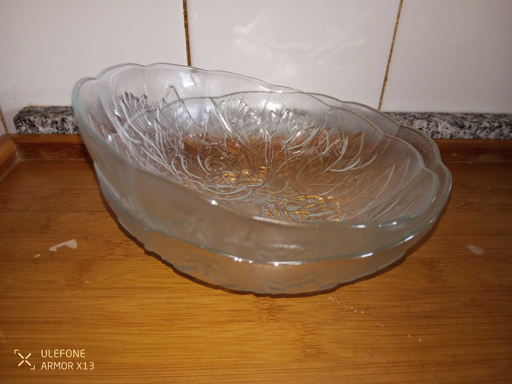 Par tigelas de servir de vidro transparente c/ folhas e flores vintage