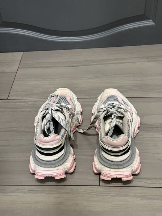 Кроссовки по типу balenciaga