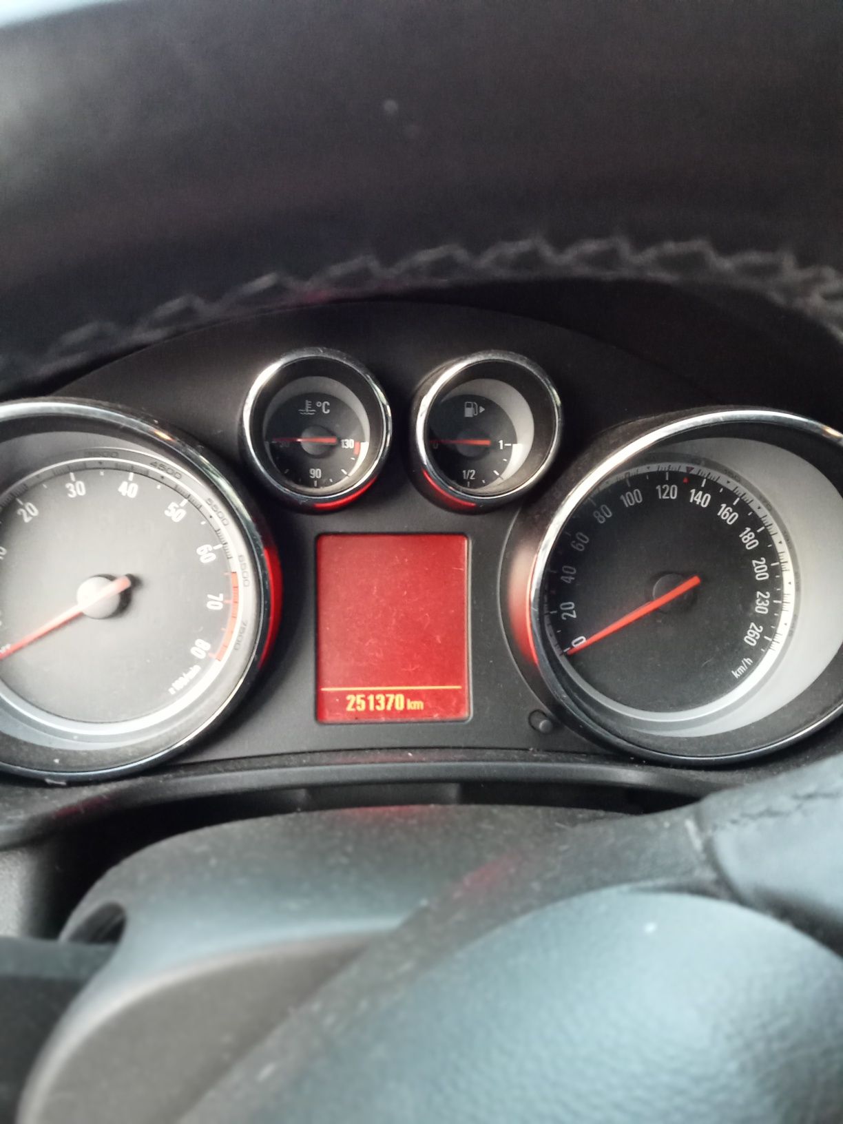 Opel Insignia 2011r. 1.4/140KM