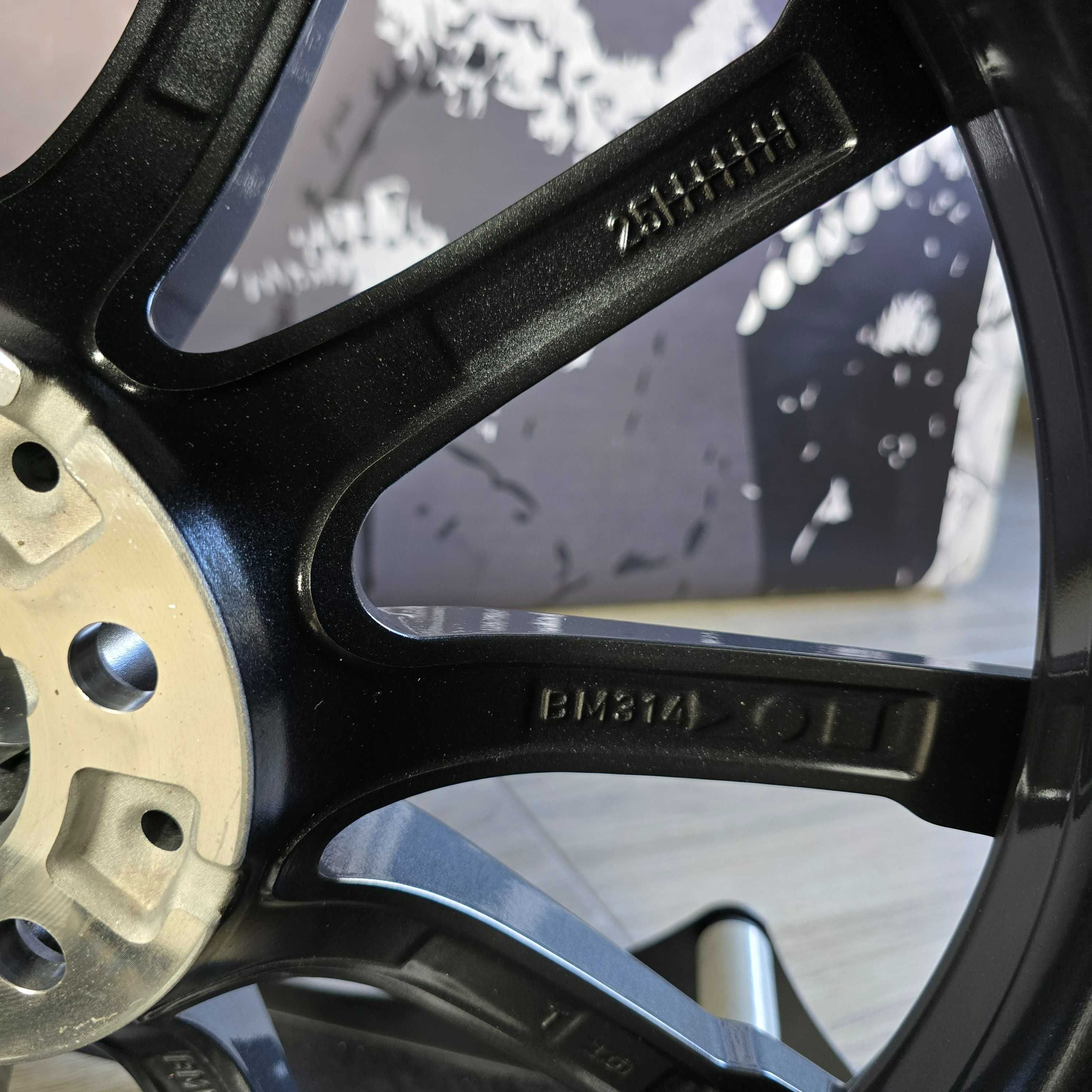 19" оригінальні диски BMW 6 G32 7 G11 G12 685 Style