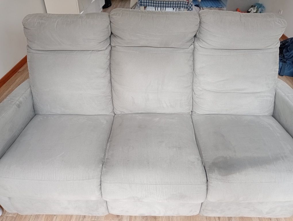 Sofá com relax cinza