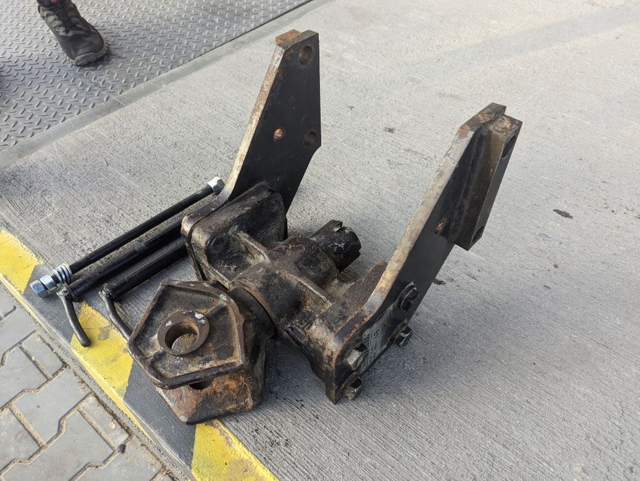 Форкоп МТЗ 1025 1221 1523 Фаркоп МТЗ сцепка Навеска МТЗ Вінт розкоси