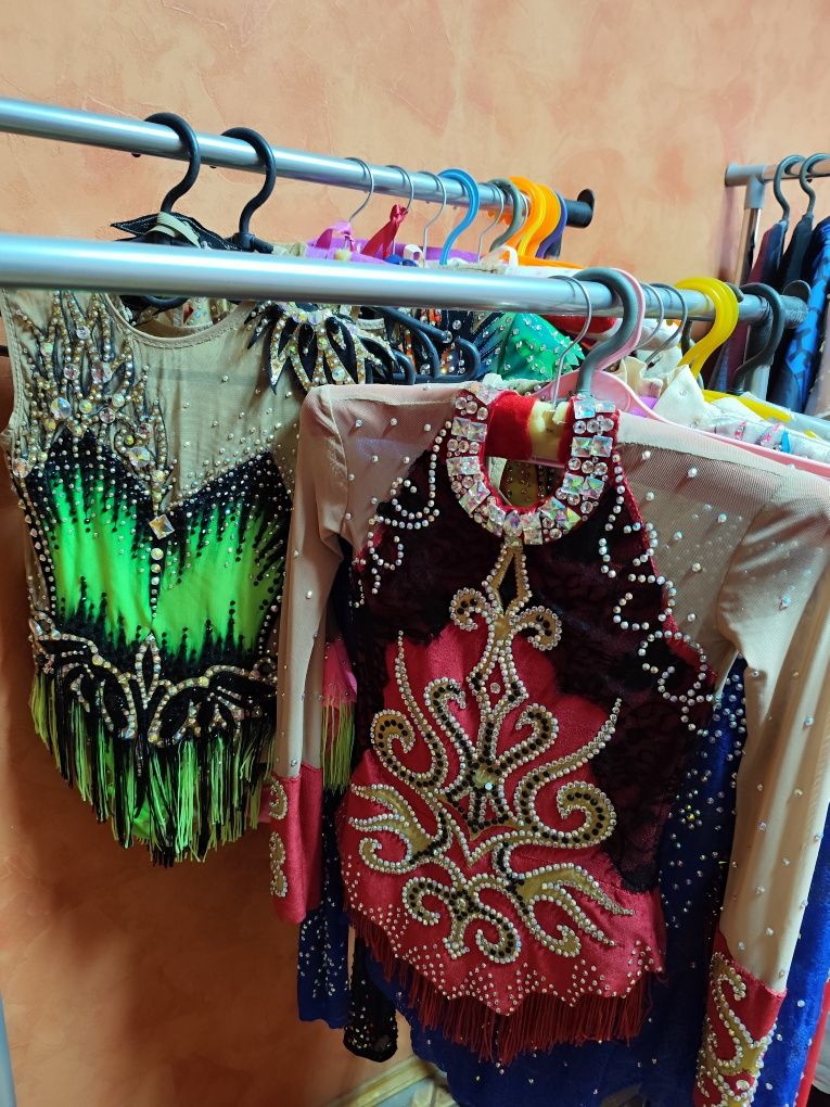Прокат , аренда гімнастичні купальники