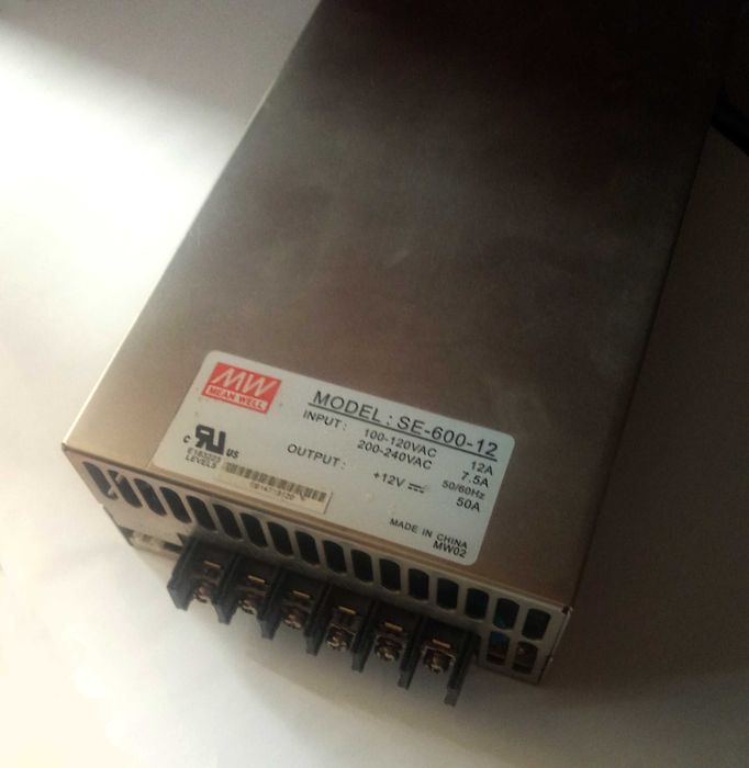 Блок живлення 12В  50А   meanwell  600ВА