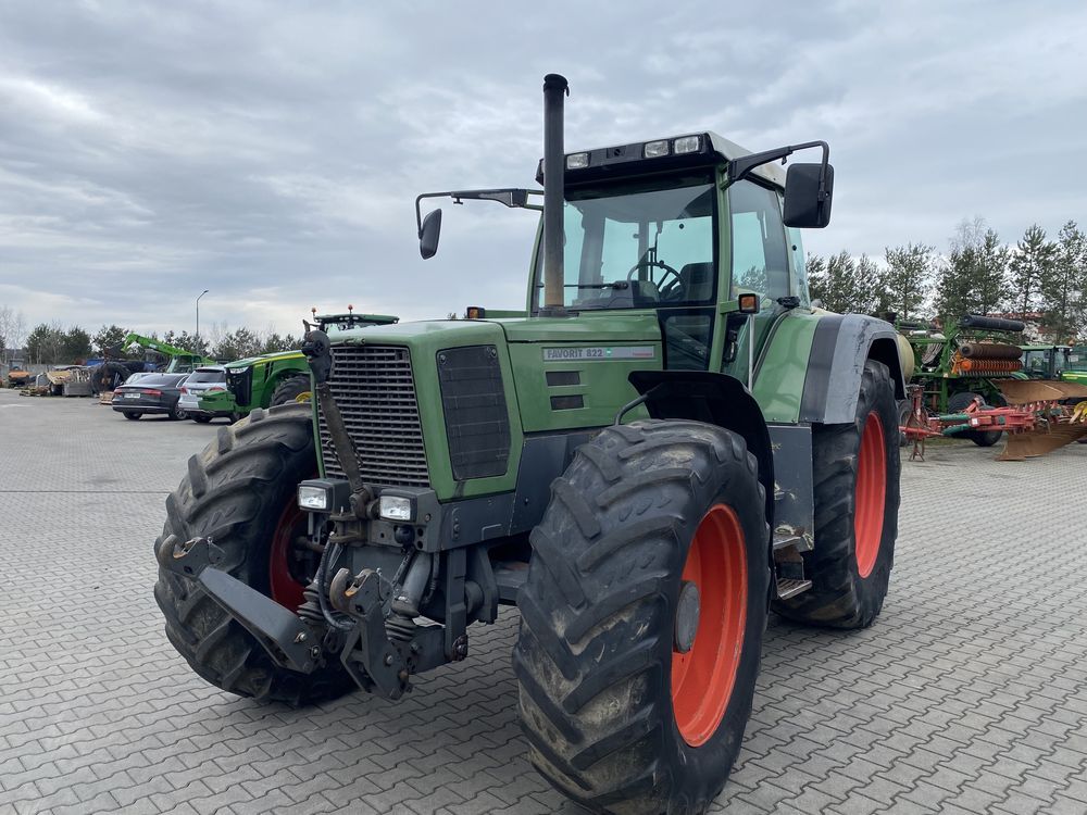 Fendt Favorit 822