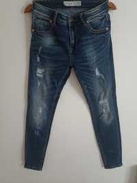 Spodnie damskie jeansowe typu skinny