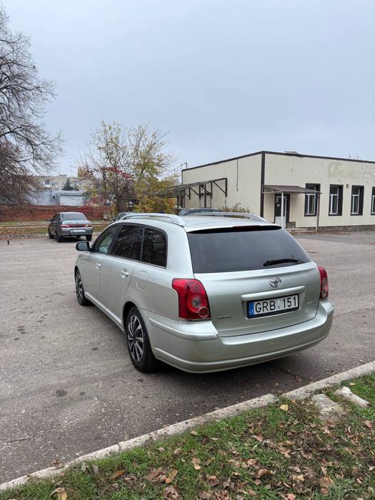 Toyota Avensis 2008р restayling 2,2d механіка 6ступка ідеальний стан