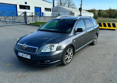 Toyota Avensis T25 2.0 D4D 116km