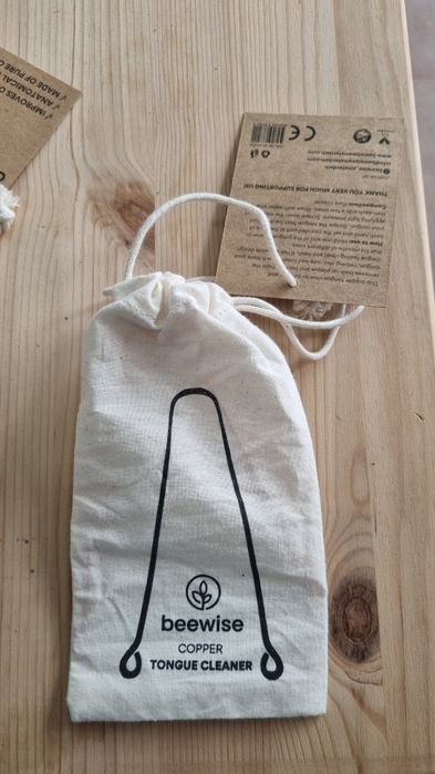 Raspador de língua novo