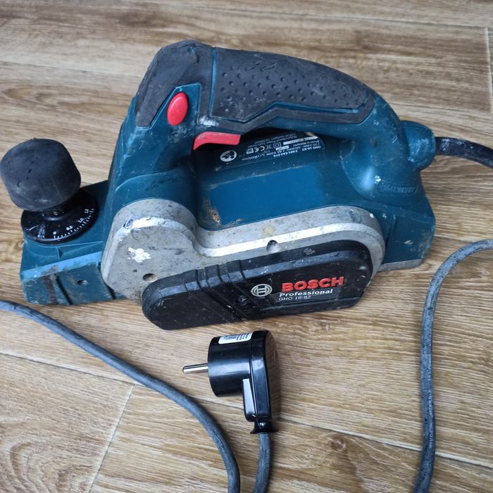 Strug elektryczny hebel heblarka BOSCH GHO 16-82 Professional 230-240V