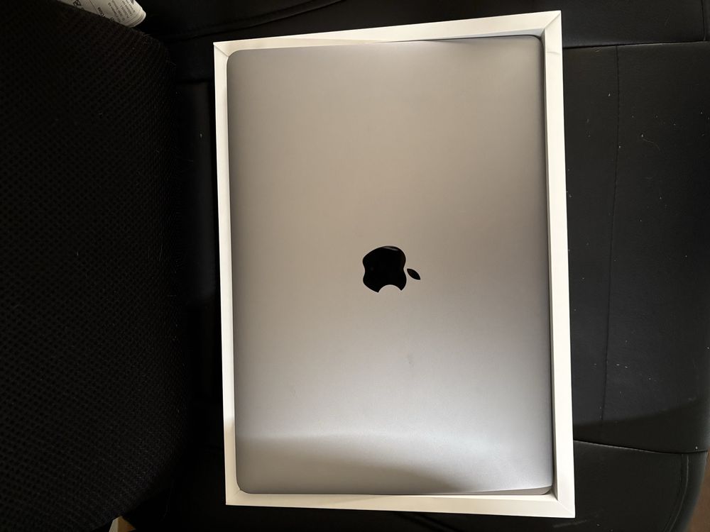 MacBook Pro A2338