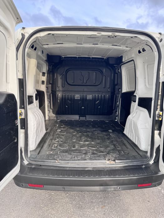 FIAT DOBLO 1.3 multijet 2014 iva dedutivel