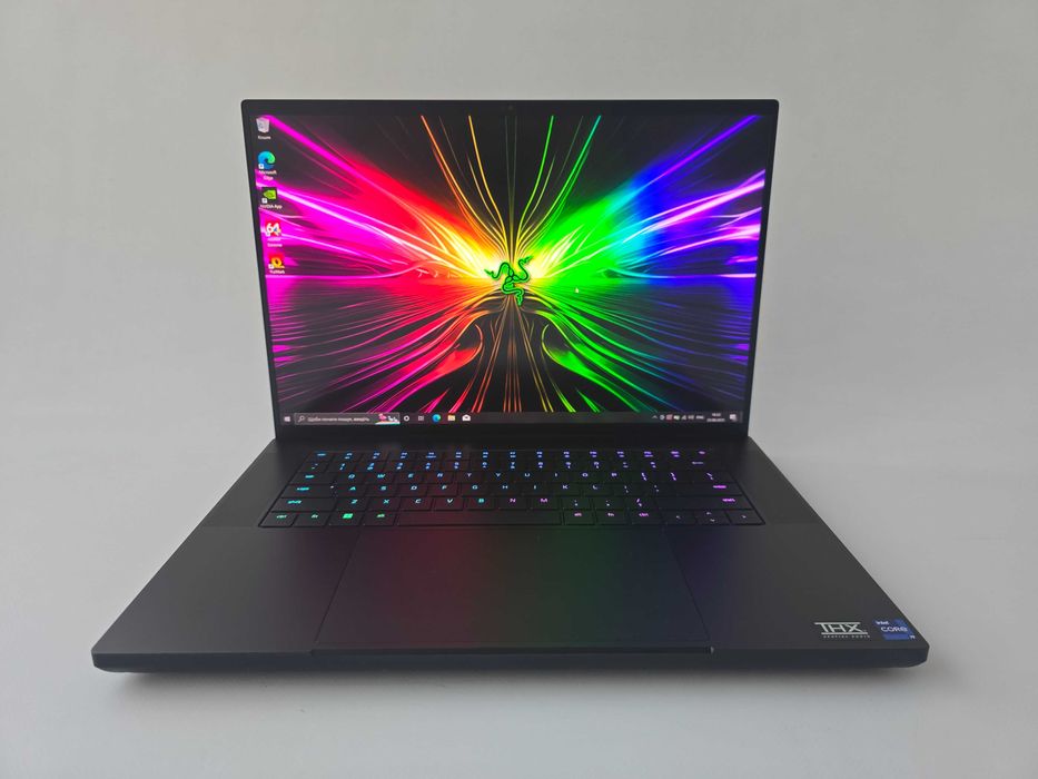 Razer Blade 16 (2023) I9 13950HX/RTX 4090/RAM 32GB/SSD 1TB/Mini-LED 4K