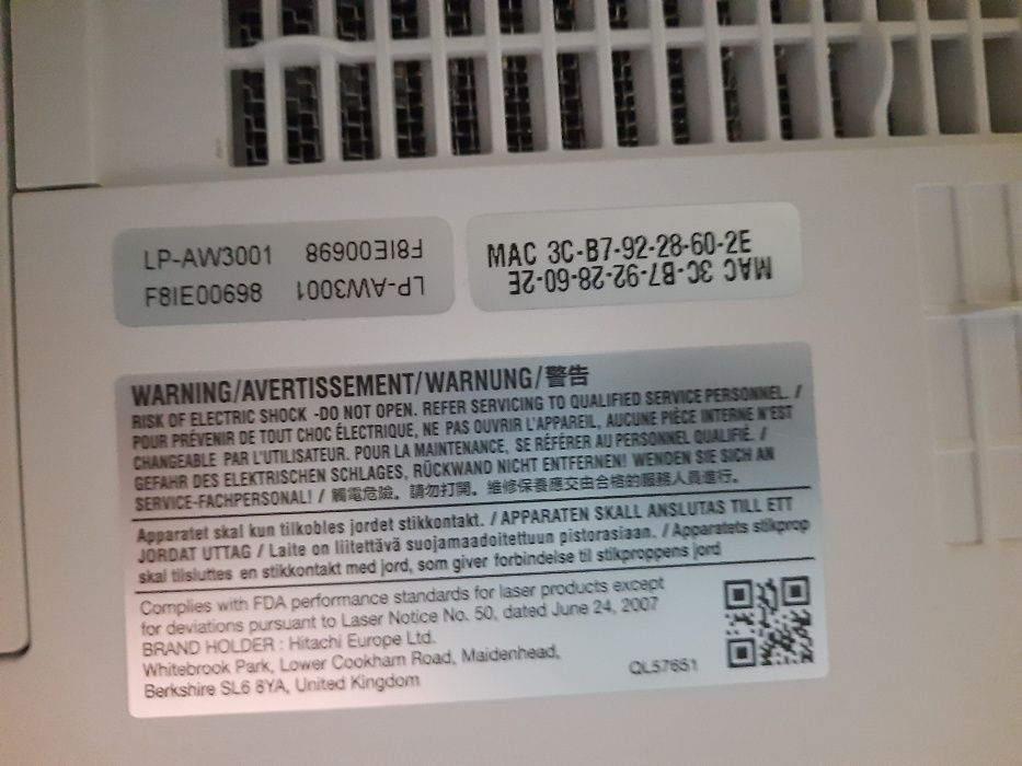 Ультракороткофокусний Проектор Hitachi LP-AW3001