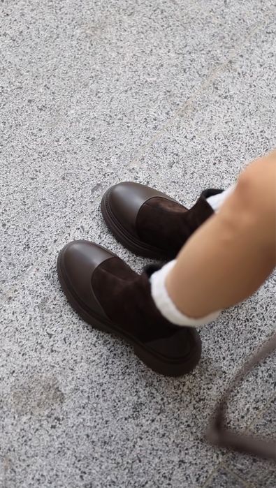 Жіноче шкіряне взуття