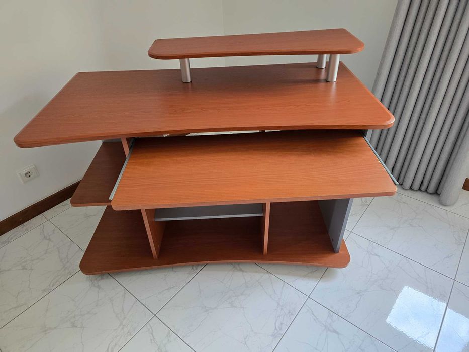 Secretaria de 1,20 por 0,60