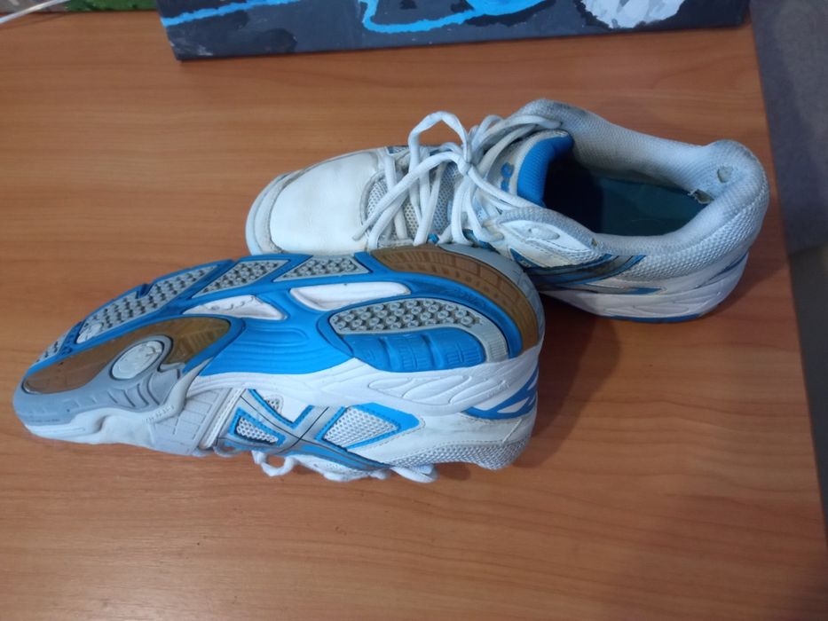 Кроссовки аsics 41.5