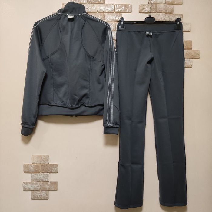 Спортивный костюм Adidas женский р.40/L/48