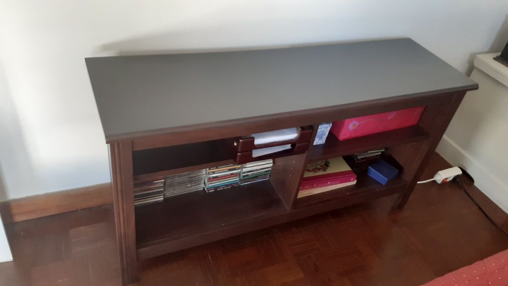 Movel consola Ikea usado