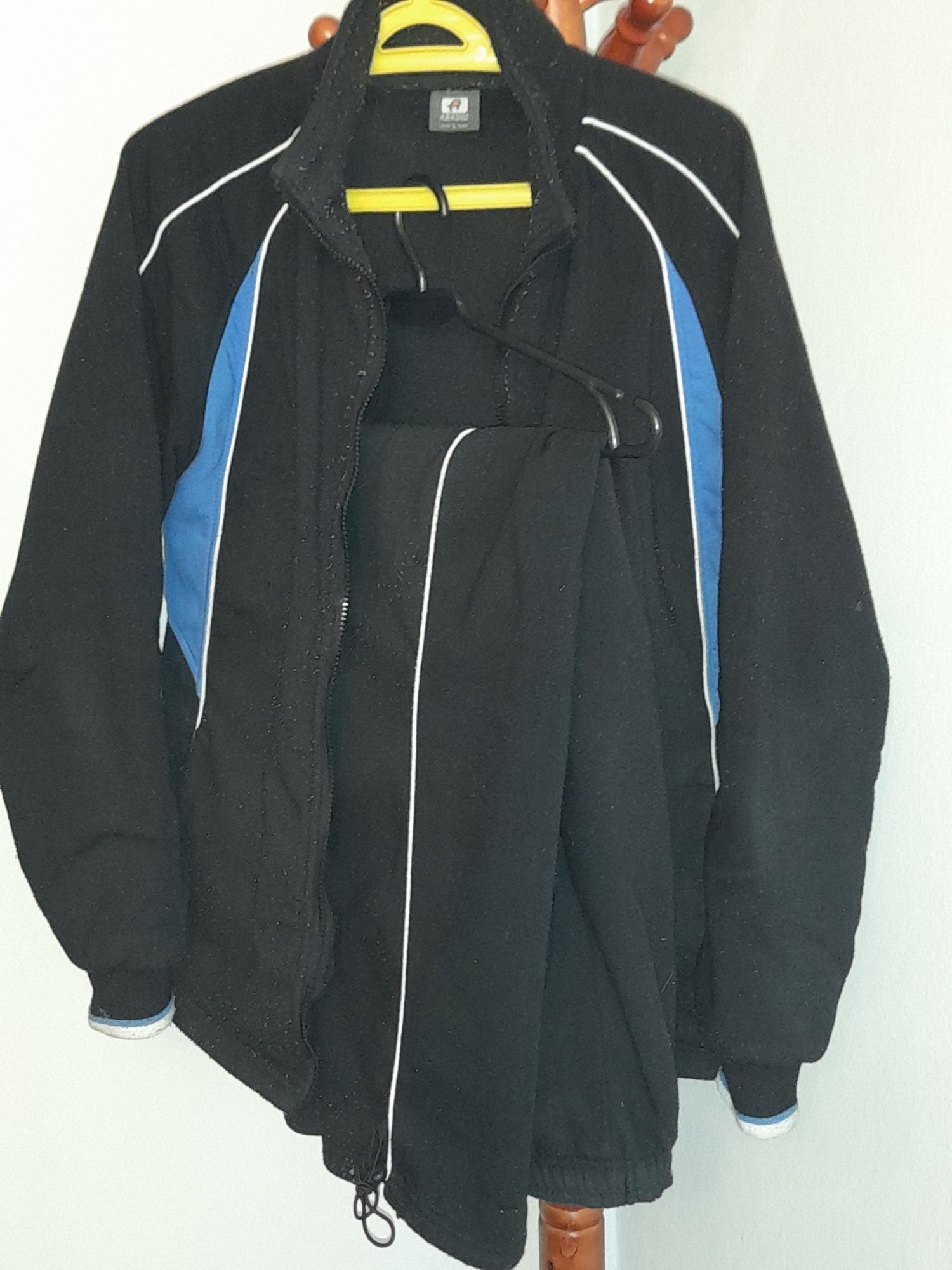 Dres sportowy domowy.