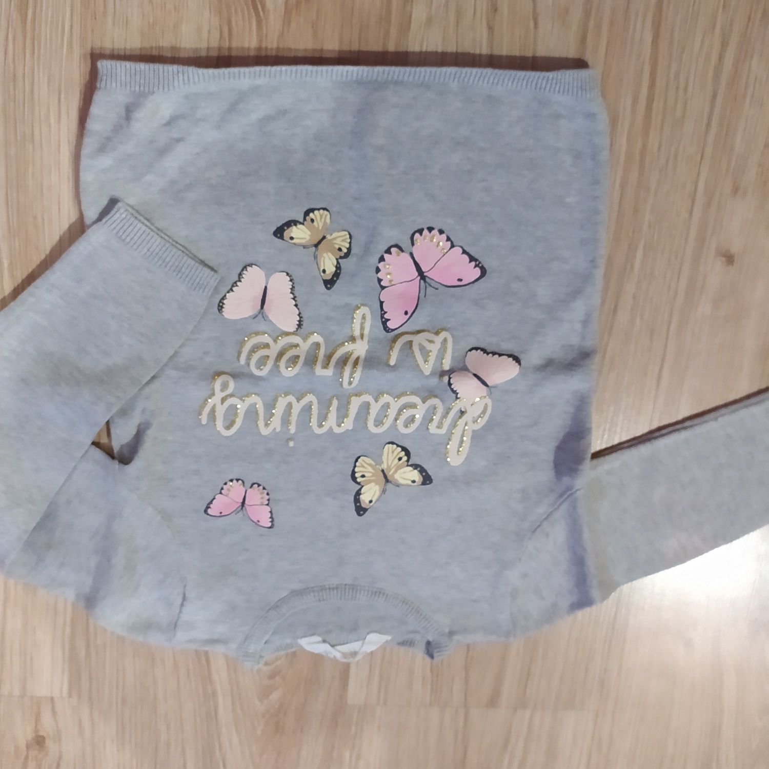 226-> bawełniany sweterek H&M z motylkami r.110/116 4-6Y NOWY