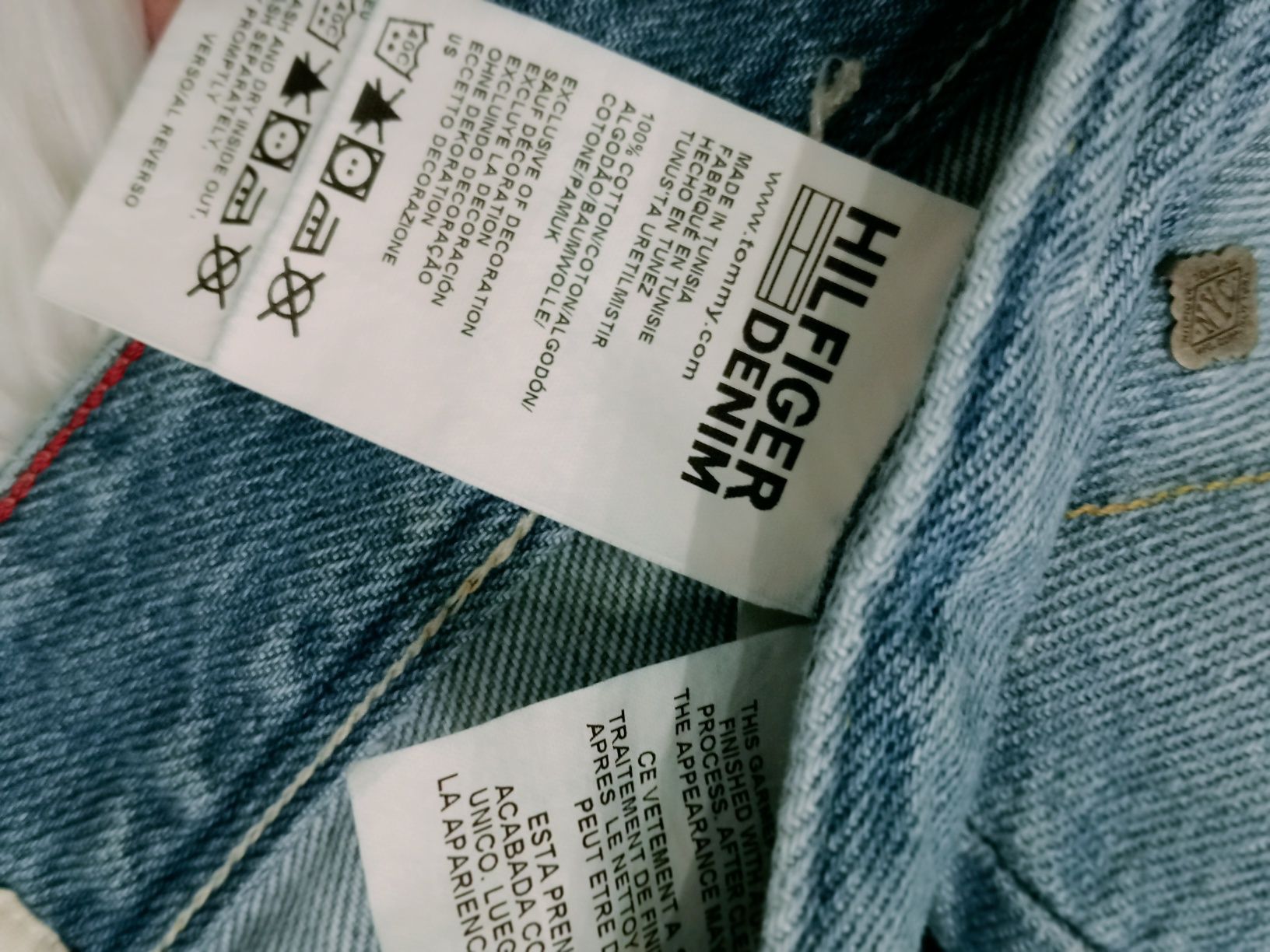Spodnie męskie w rozmiarze 32 firmy Hilfiger