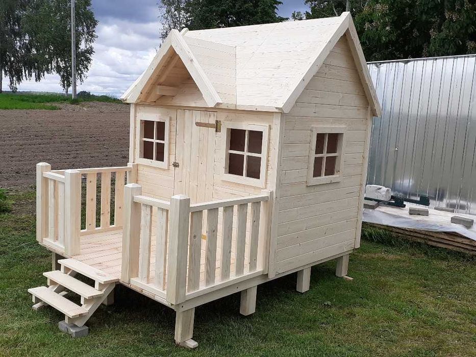 duży dom domek drewniany ogrodowy dla dzieci plac zabaw piaskownica