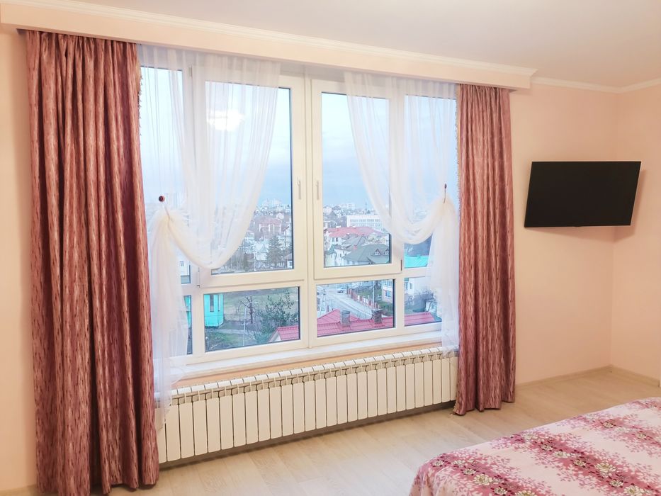 Шикарні апартаменти в центрі по  С.Бандери 23. Вільно