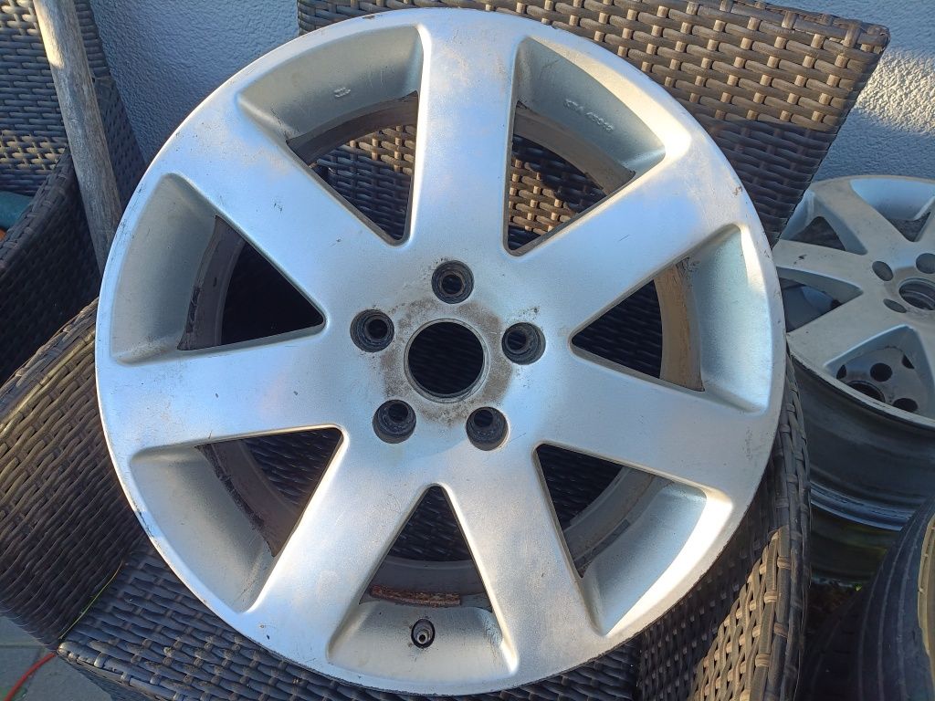 Felgi 17" audi VW 5x112 otwór centralny 57,1