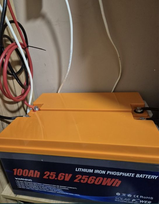 Станція: інвертор 6.2 кВт EDON Promax та 2 АКБ LiFePO4 25.6