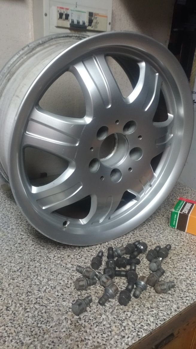 Jantes Mercedes de 16  e furação 5 x 100