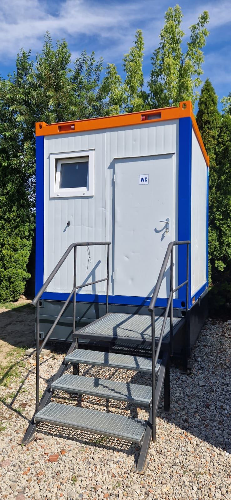 Kontener sanitarny 3mx2,45m WC prysznic  szambo pod kontener