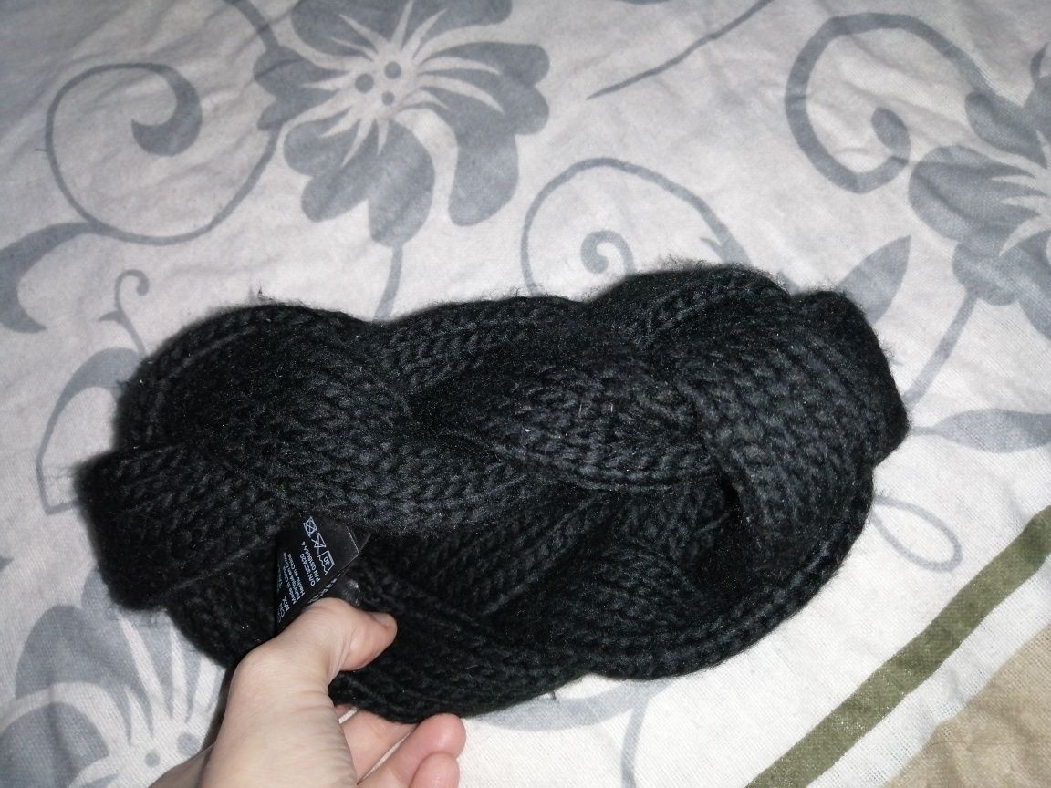 Ciepła Gruba Czarna Warkoczowa Opaska na głowę H&M. nowa