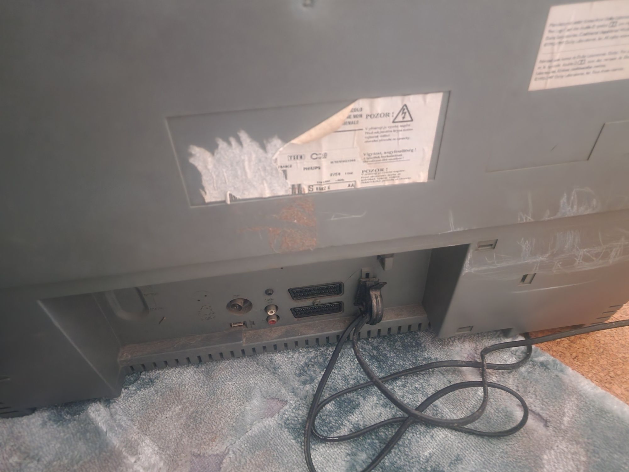 Vendo duas tvs philips