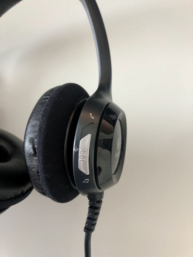 Słuchawki logitech z mikrofonem