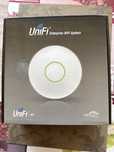 Точка доступу Wi-Fi Ubiquiti UniFi