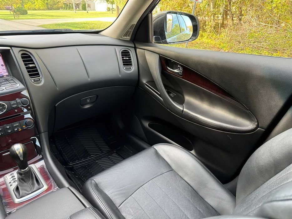 Infiniti QX50      2017