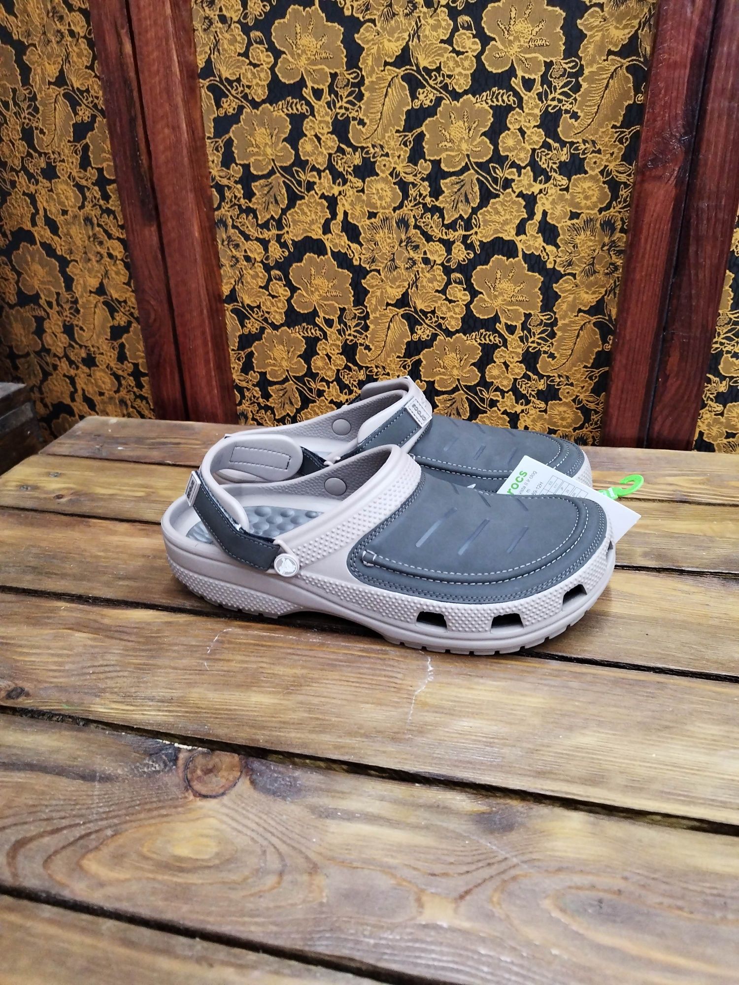 Знижки до 30%. Оригінальні Crocs. Розпродаж Складу. Крокси Salehe, Ech