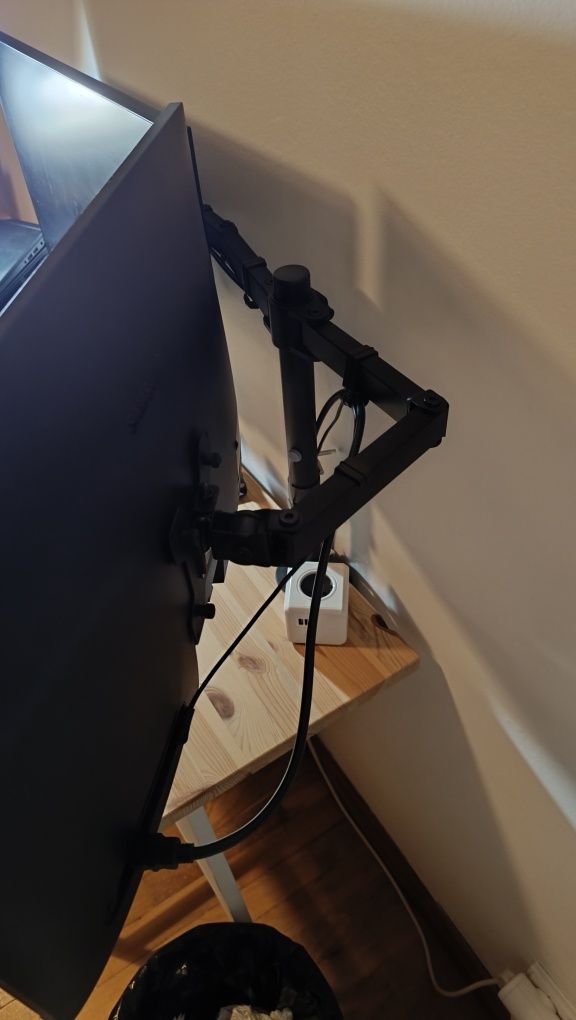 Suporte monitor duplo