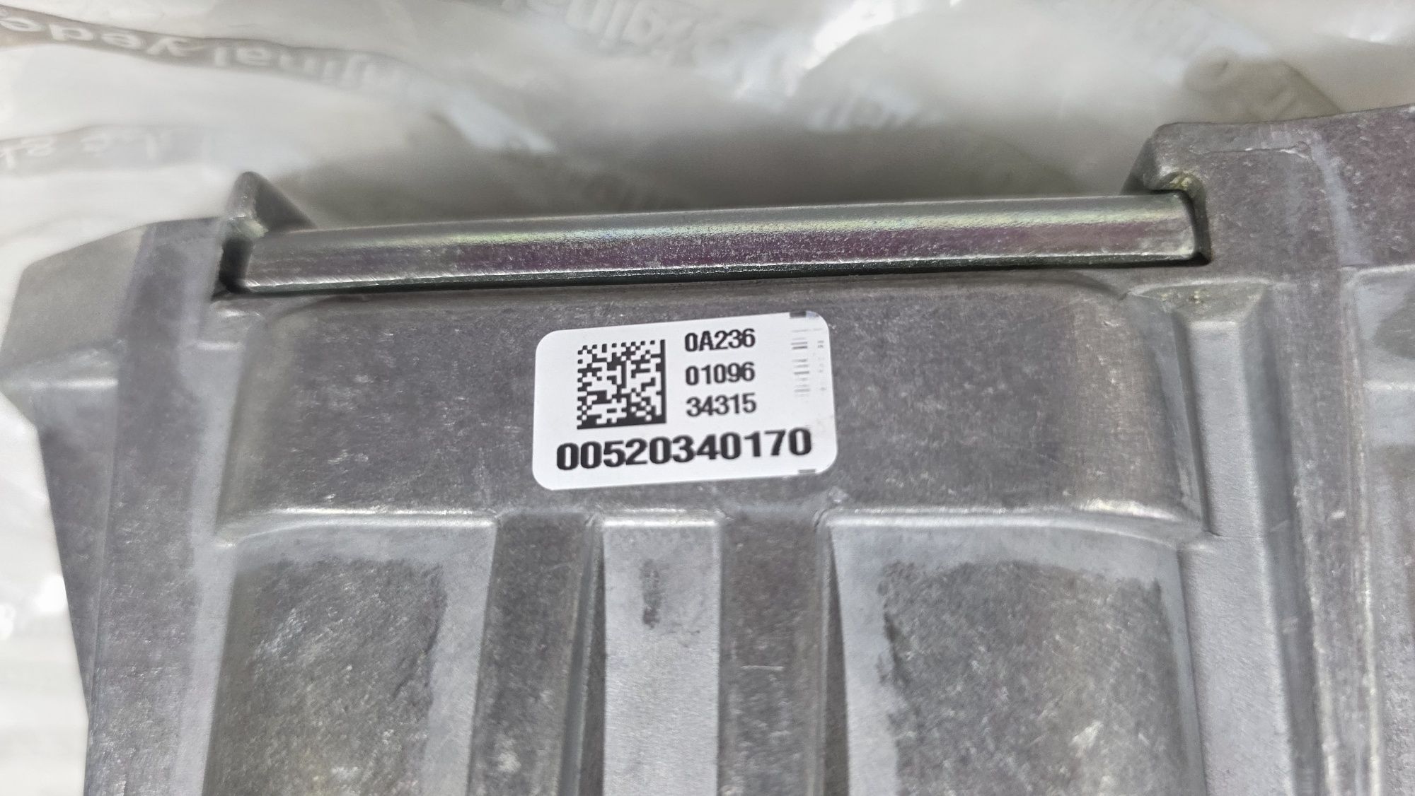 Łapa mocowanie silnika poduszka jeep chrysler nowa oryginał