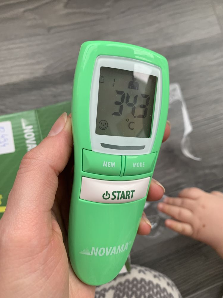 Безконтактний термометр Novama Free Fresh green