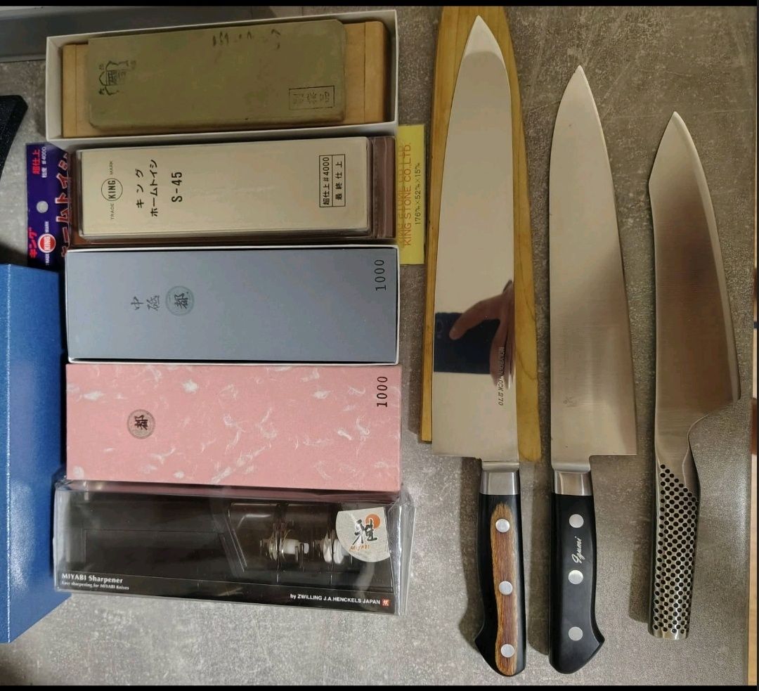 Японский нож,Кірітсуке ніж,Дамаська сталь, вуглецева сталь

Ніж дамас