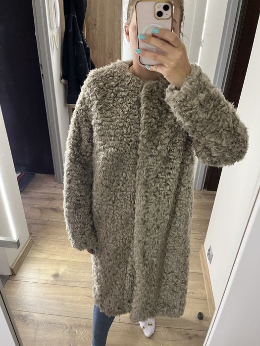 Sztuczne futro brazowe bezowe H&M 40