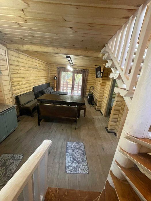 Здаю новий двохпов. зруб з каміном на 12чол.(баня та чан) ліс, Десна