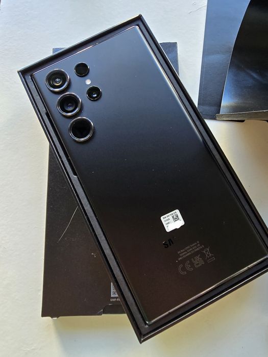 Samsung S 23 Ultra 512 Gb. Novo Não liga