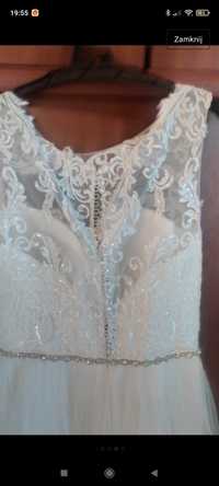 Suknia ślubna biel