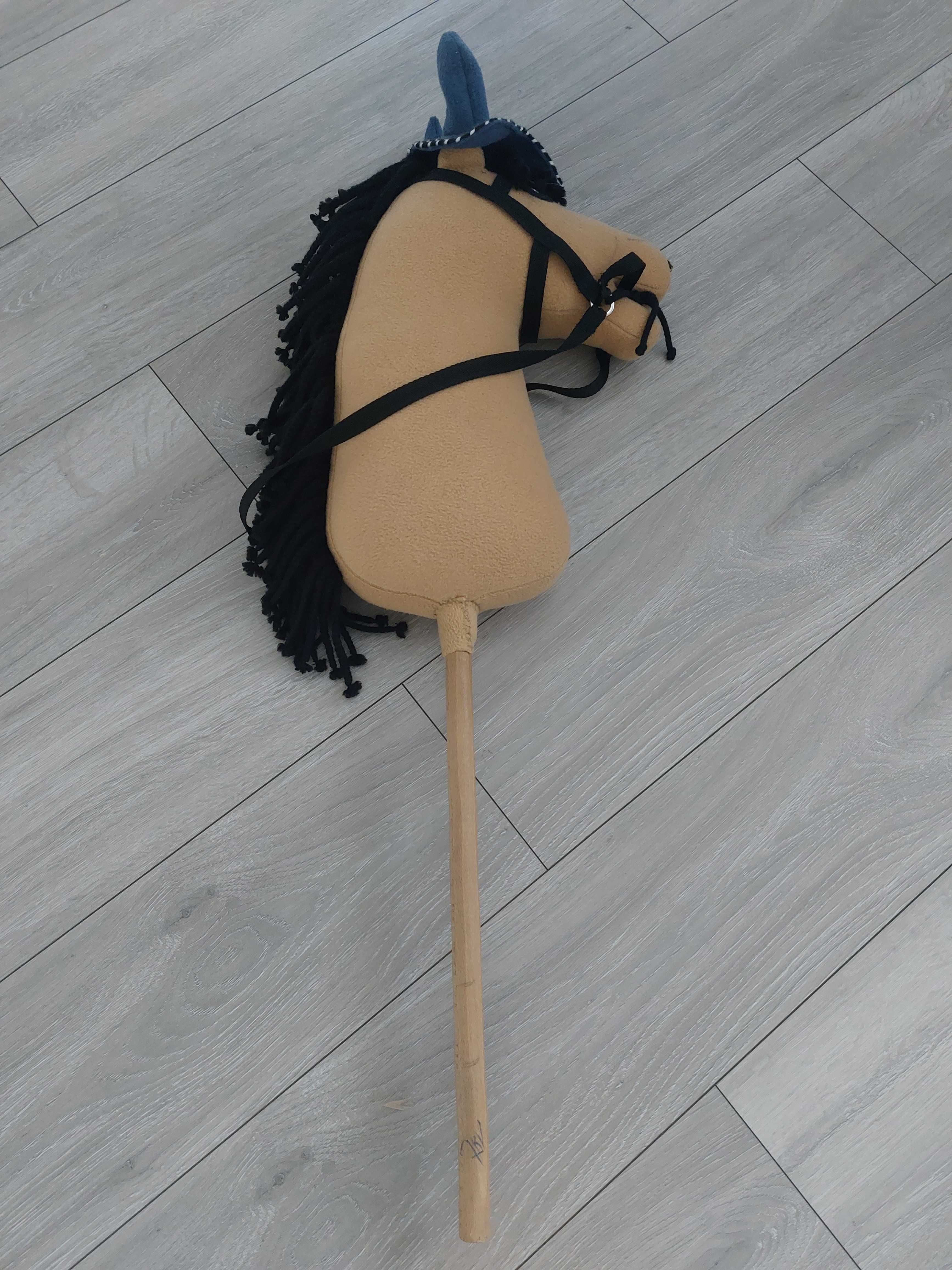 Hobby horse koń konik na kiju kijku brązowy gniady nauszniki duży