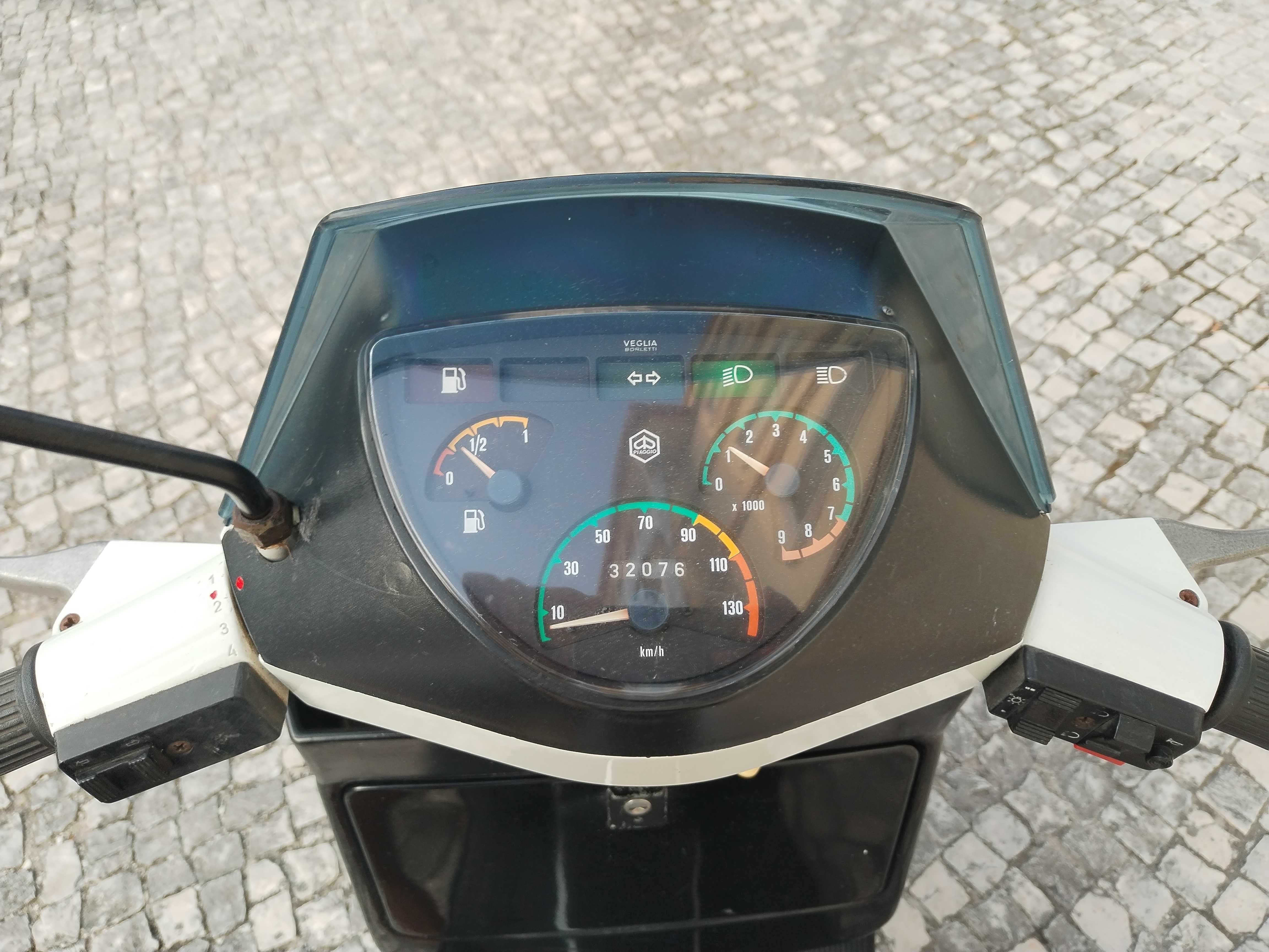 Vendo Vespa T5 de 1988