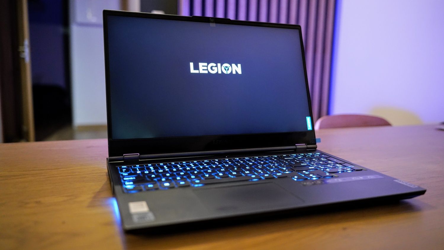 Lenovo LEGION  | Intel i7 10750H | 500 GB SSD | 32 GB RAM | RTX 2060